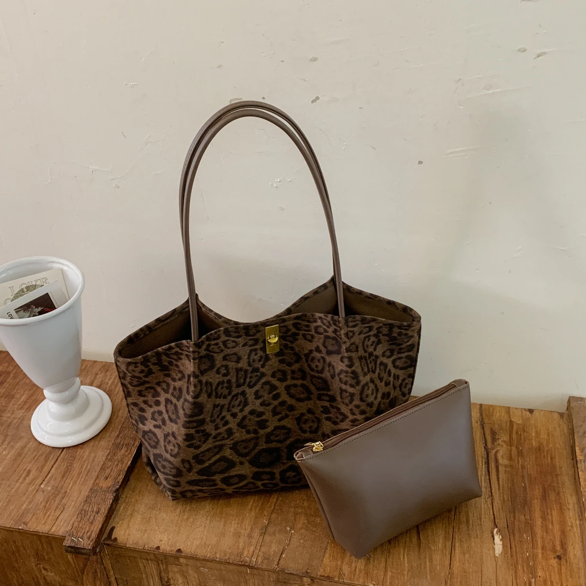 Luxury Bags Tote - 여성용 레트로 스타일 레오파드 무늬 스웨이드